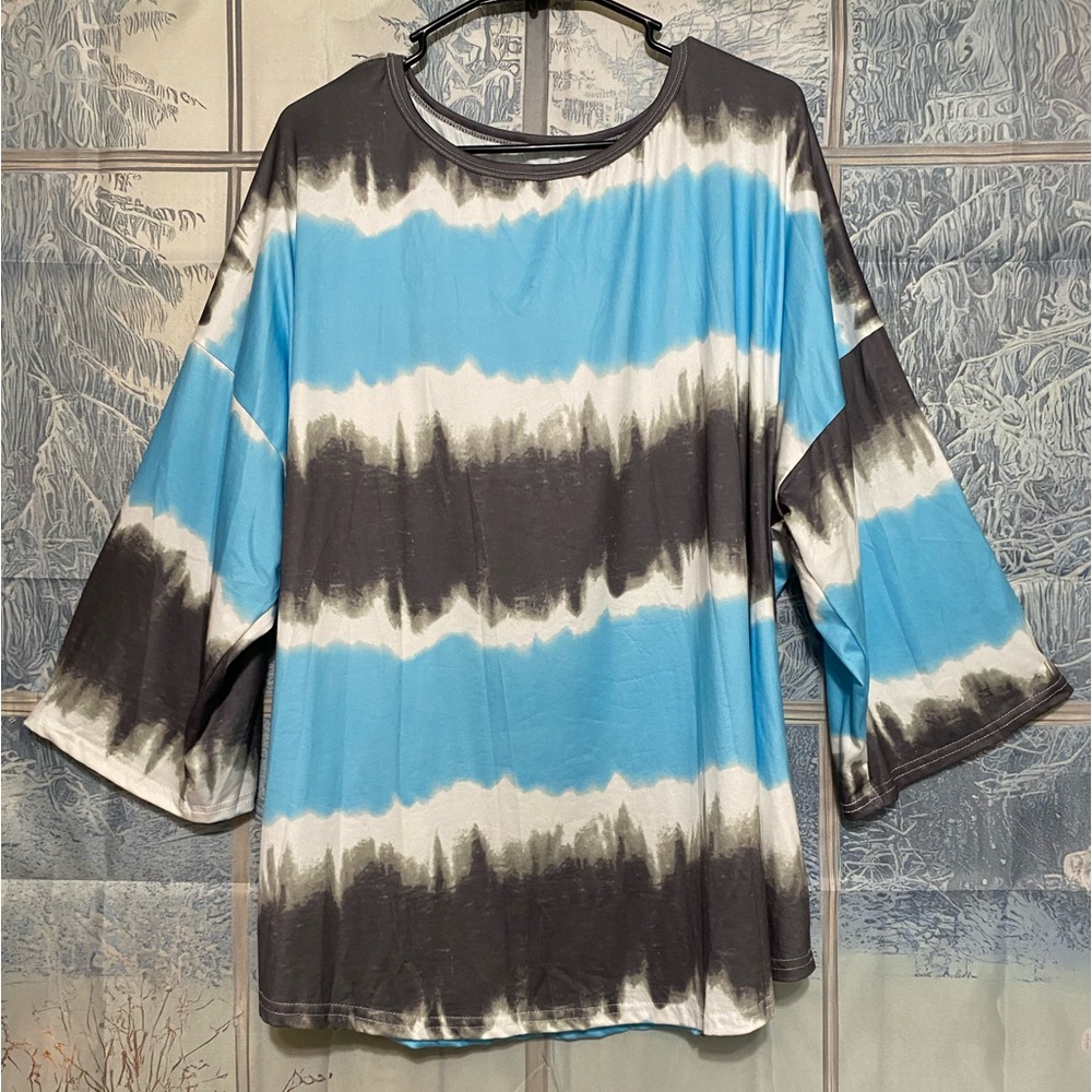 Blue and Gray Tie-Dye Long Sleeve Top